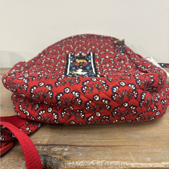 NWT Vera Bradley Small Backpack - Beautiful Enchanting Flowers Print - Picture 7 of 9